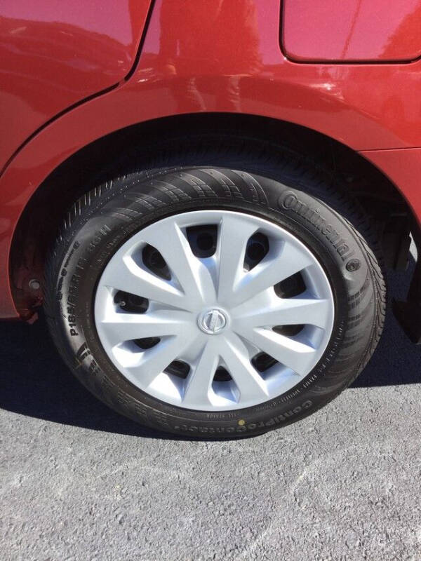 2019 Nissan Versa SV