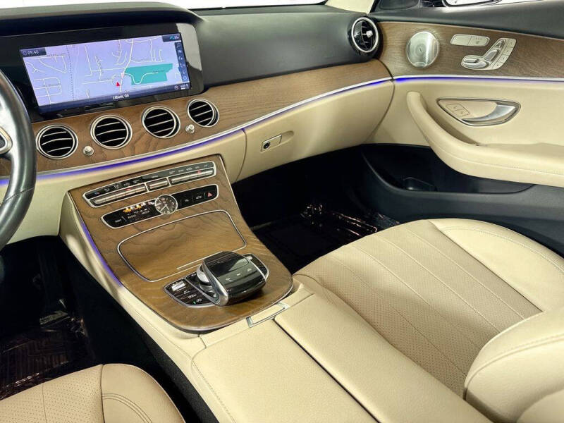 2019 Mercedes-Benz E-Class E 300