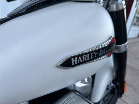 2018 Harley-Davidson FLSL -