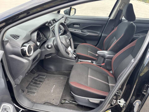 2024 Nissan Versa SR