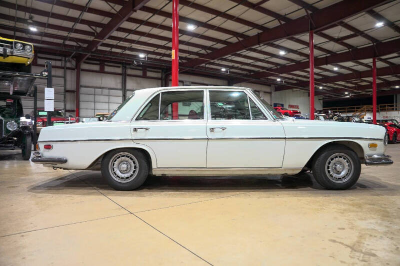 1972 Mercedes-Benz 280-Class
