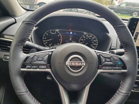 2023 Nissan Altima 2.0 SR