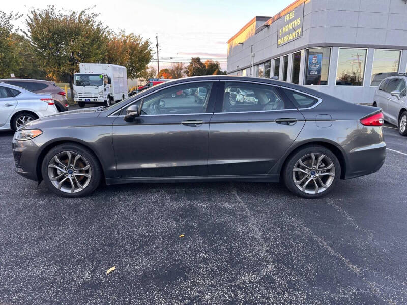 2019 Ford Fusion SEL