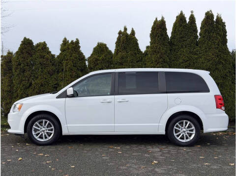 2019 Dodge Grand Caravan SE 35th Anniversary Edition
