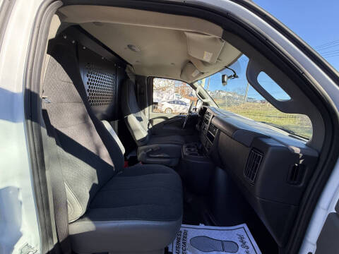 2024 GMC Savana 2500