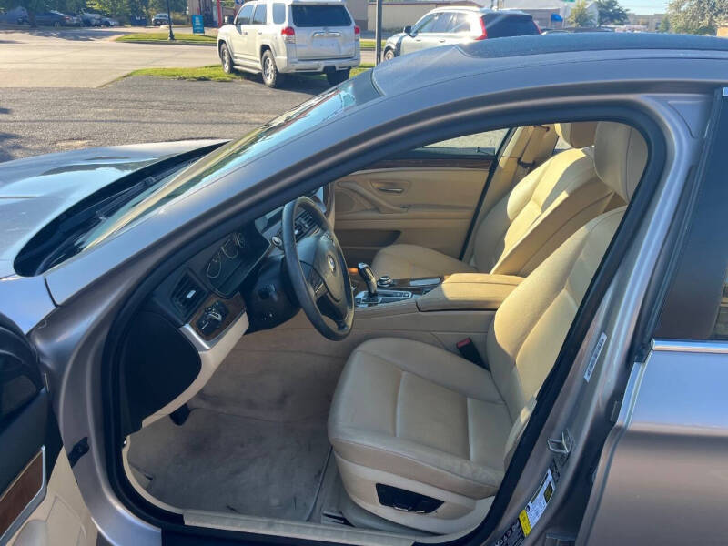 2013 BMW 5 Series 528i xDrive