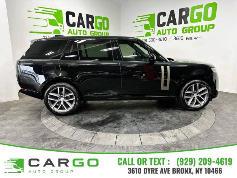 2025 Land Rover Range Rover P400 SE LWB