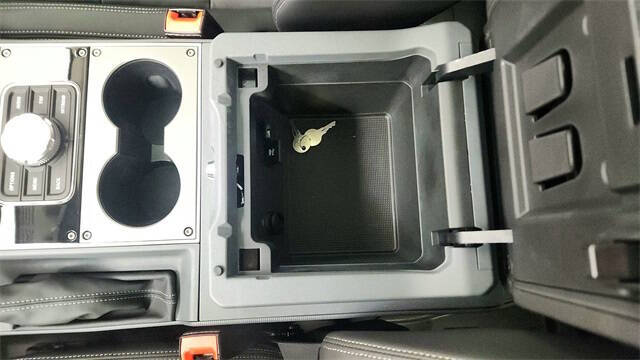 2024 Ineos Grenadier Fieldmaster