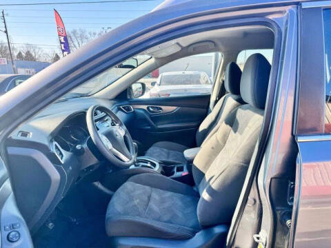 2016 Nissan Rogue SV