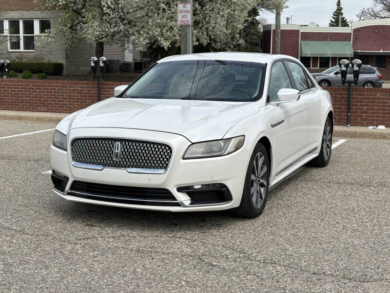 2017 Lincoln Continental Premiere