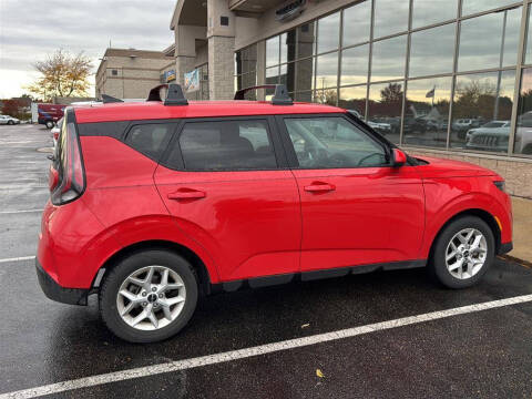 2024 Kia Soul LX