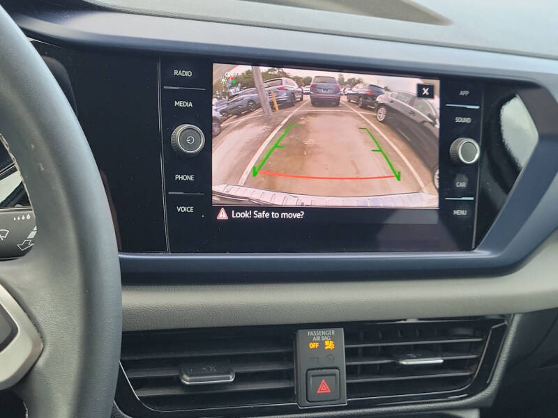 2023 Volkswagen Taos SE