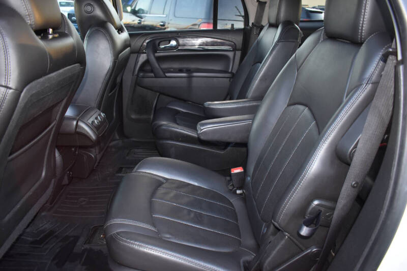 2017 Buick Enclave Leather