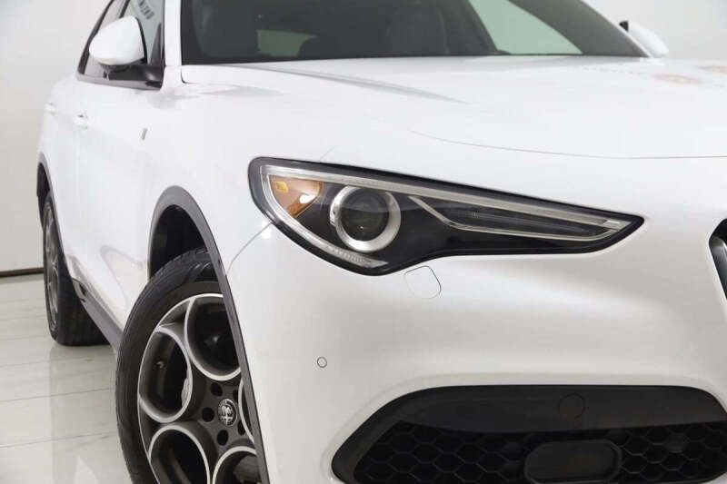 2023 Alfa Romeo Stelvio Ti
