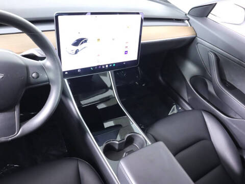2020 Tesla Model 3 Standard Range Plus