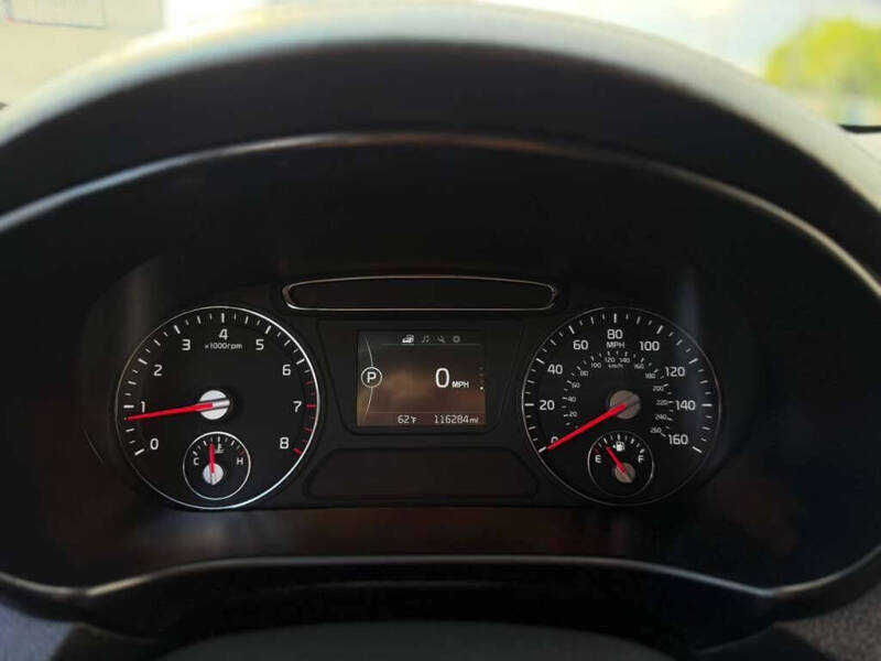 2017 Kia Sorento LX
