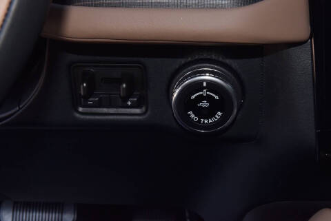 2025 Lincoln Navigator Black Label