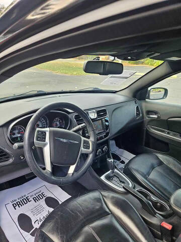 2012 Chrysler 200 Limited