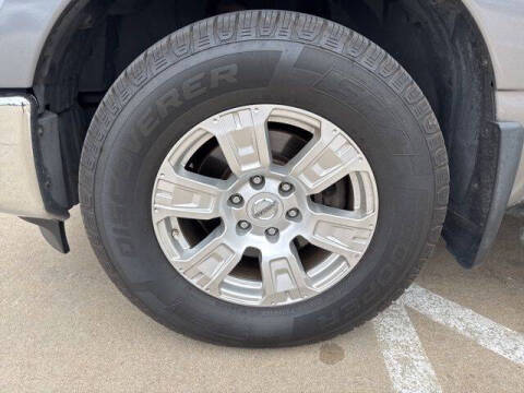 2017 Nissan Titan SV