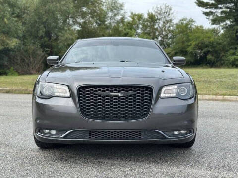 2018 Chrysler 300 S