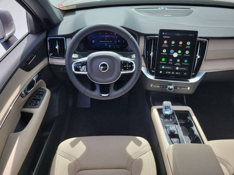 2026 Volvo XC90 B6 Plus 7P