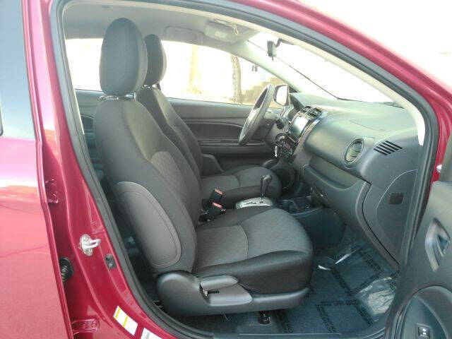 2024 Mitsubishi Mirage ES