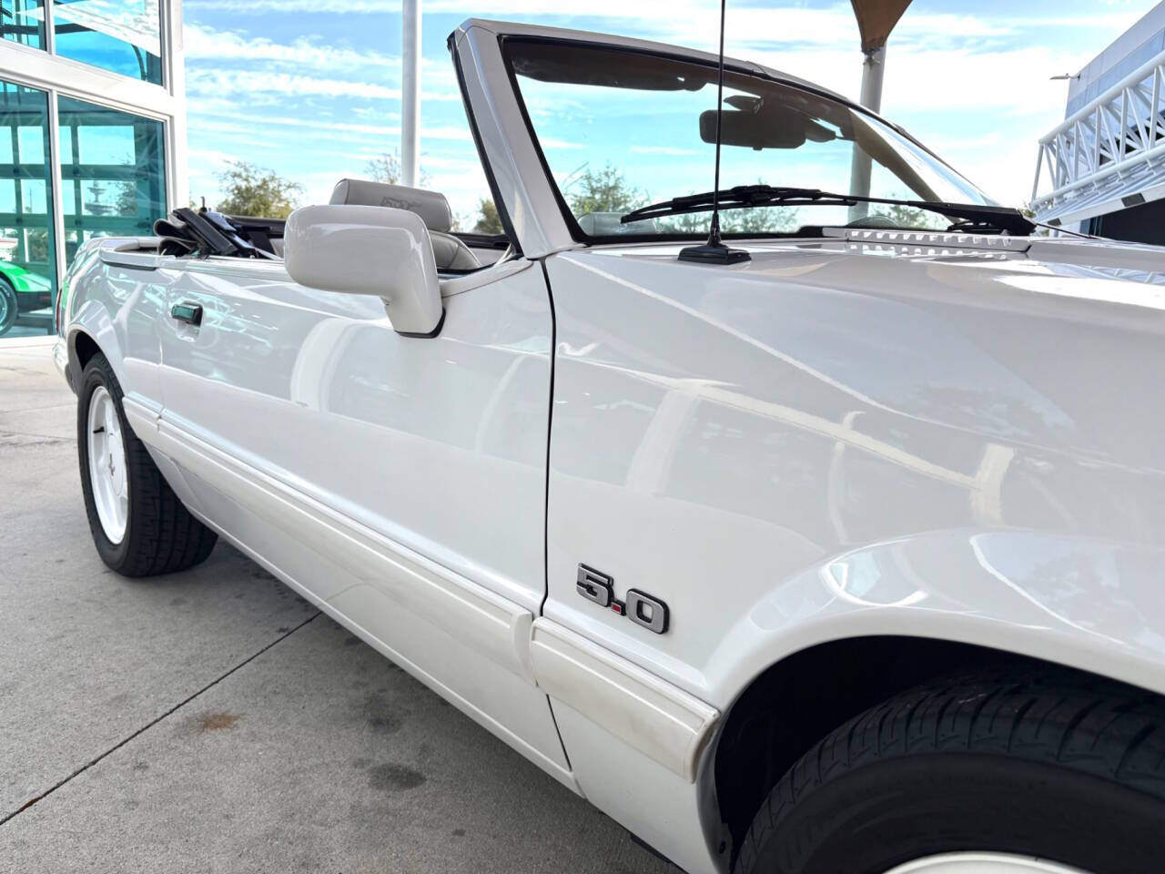 1993 Ford Mustang 19