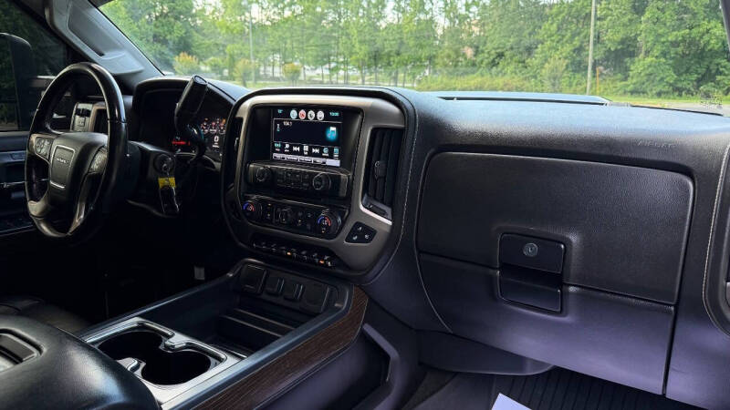 2018 GMC Sierra 2500HD Denali