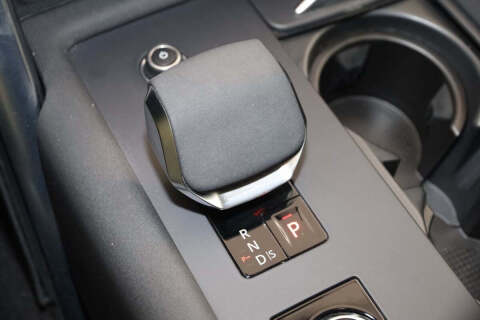 2023 Land Rover Discovery P300 S