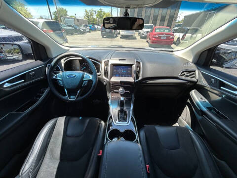 2017 Ford Edge Sport