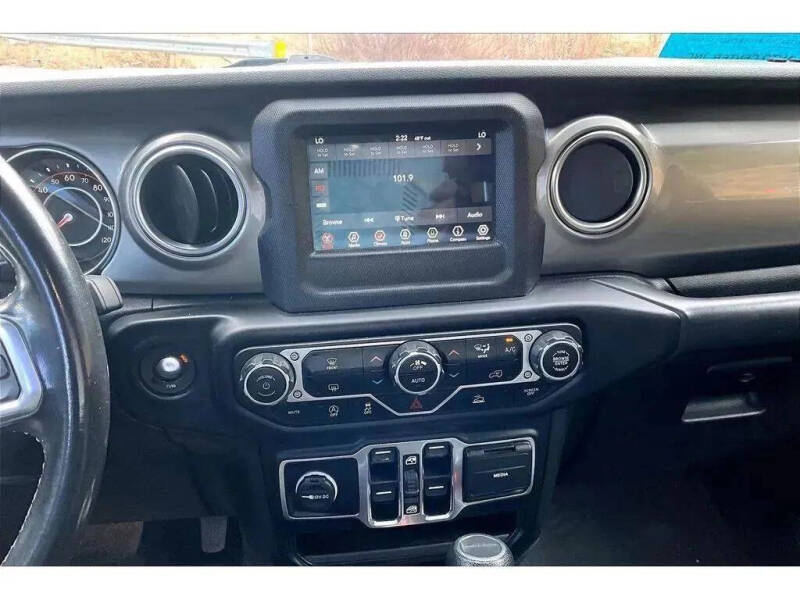 2020 Jeep Gladiator Overland