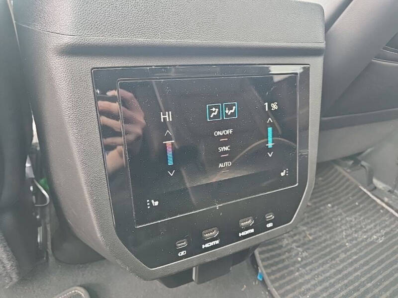 2025 GMC Yukon Denali Ultimate