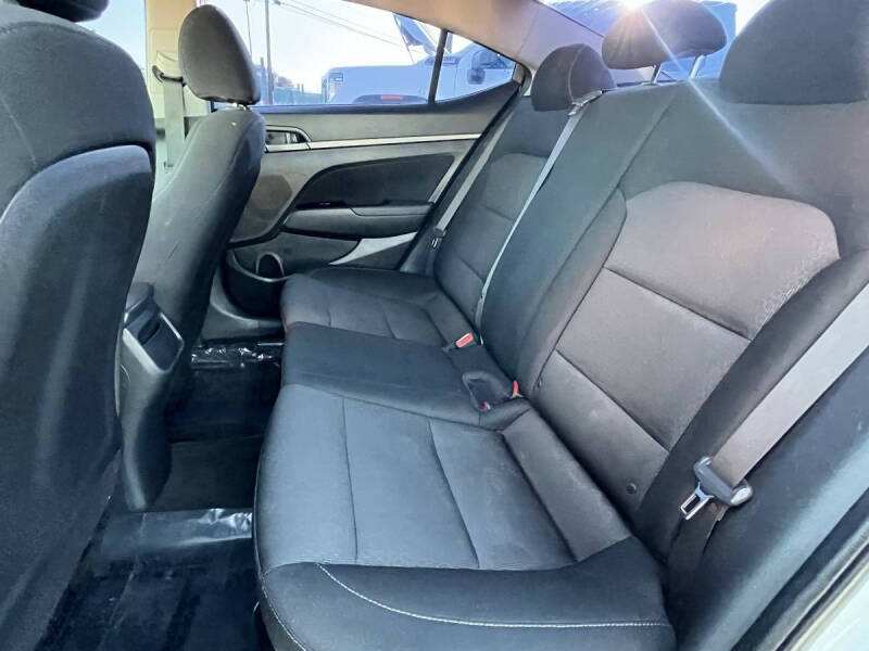 2018 Hyundai Elantra