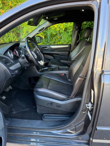 2016 Dodge Grand Caravan R/T