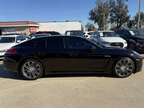 2016 Porsche Panamera 4S