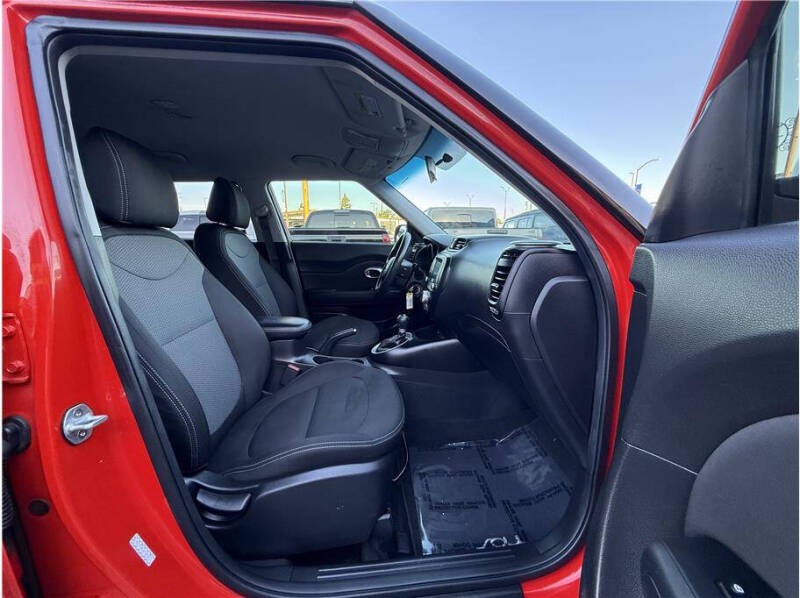 2019 Kia Soul +