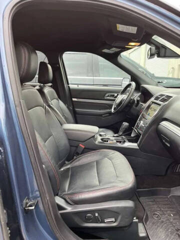 2018 Ford Explorer Sport