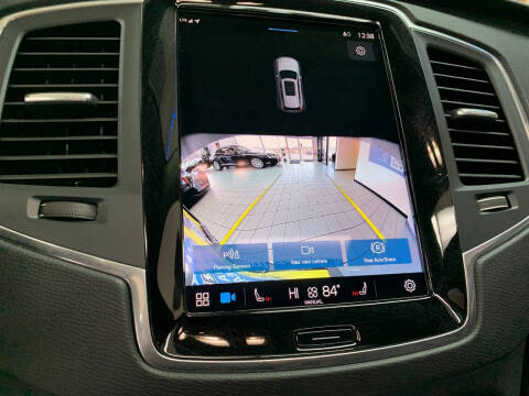 2025 Volvo XC90 B5 Core Bright Theme