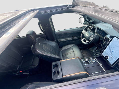 2023 Ford Expedition Platinum