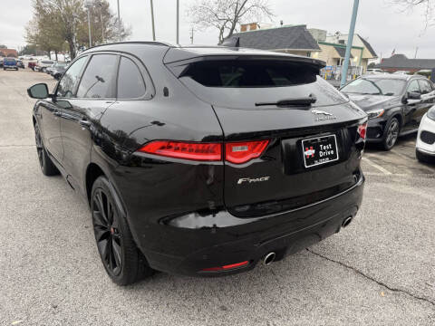 2017 Jaguar F-PACE S