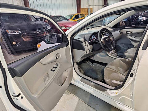 2012 Toyota Corolla LE