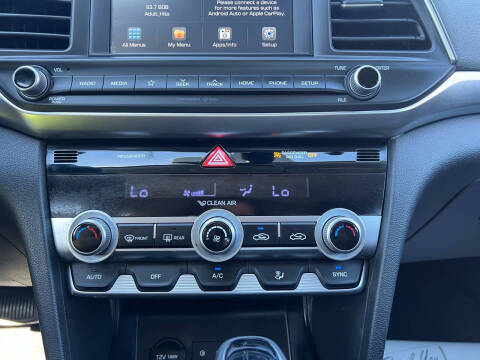 2020 Hyundai Elantra SEL