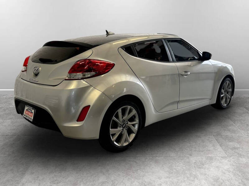 2017 Hyundai Veloster