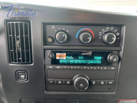 2025 Chevrolet Express 3500