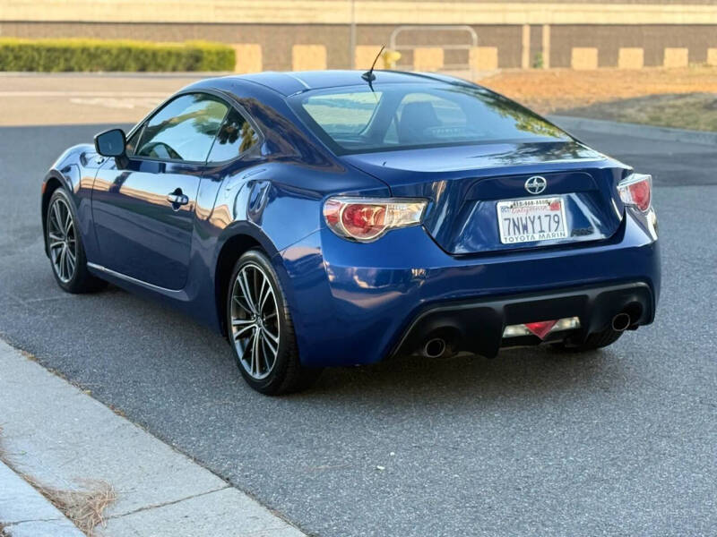 2013 Scion FR-S