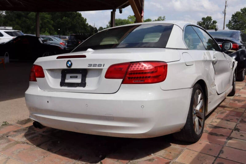 2013 BMW 3 Series 328i
