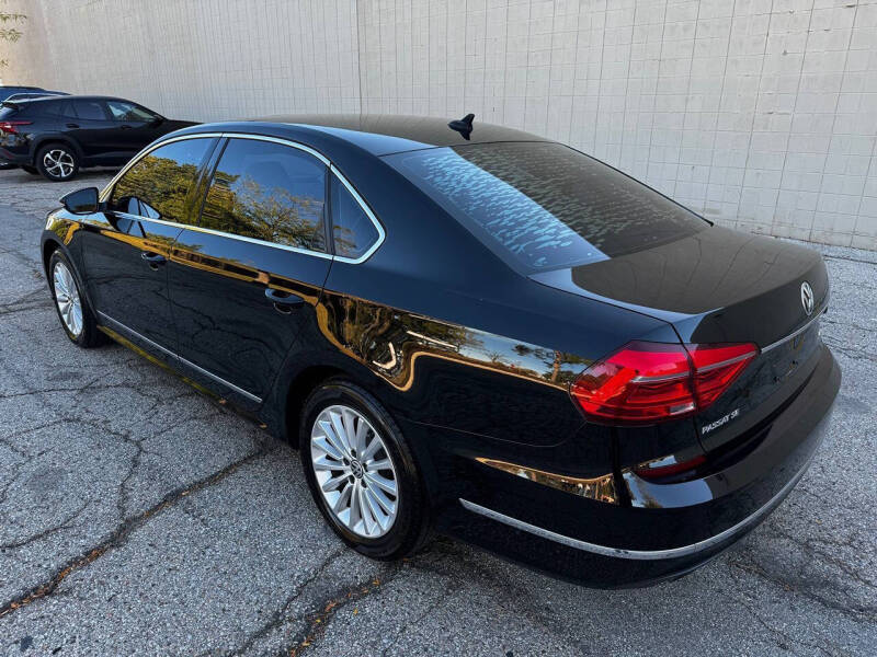 2016 Volkswagen Passat 1.8T SE