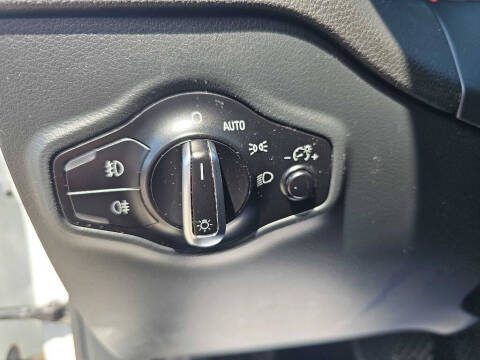 2015 Audi Q5 2.0T quattro Premium Plus