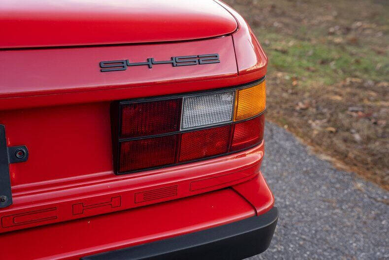 1991 Porsche 944 S2