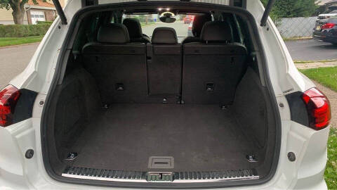 2017 Porsche Cayenne S E-Hybrid